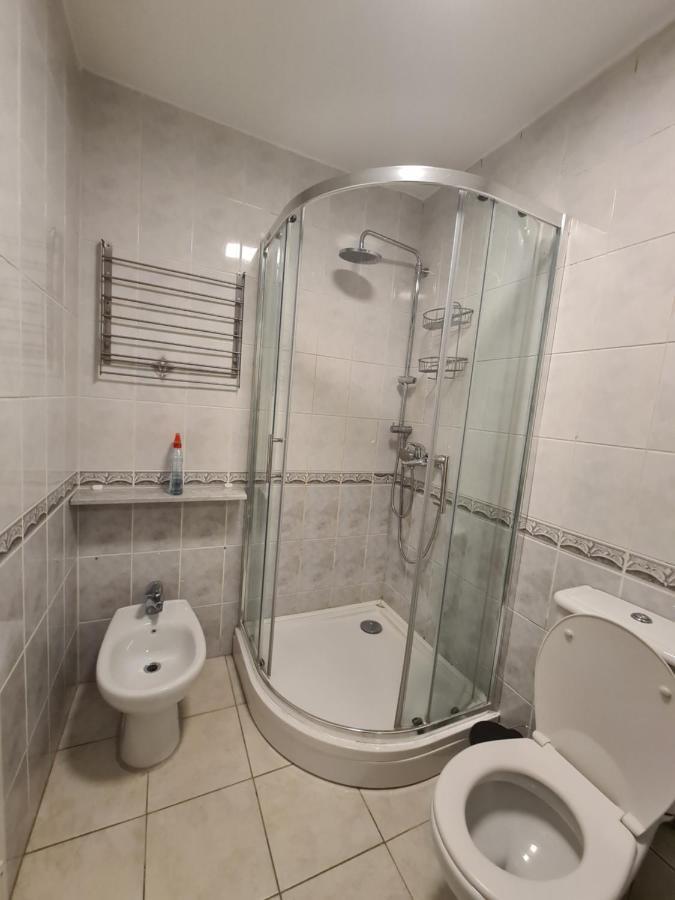 Walnut Apartment - Private Garage Szarajevó Kültér fotó