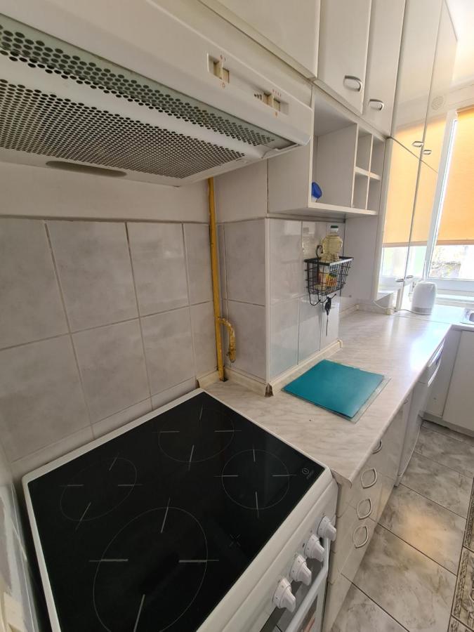 Walnut Apartment - Private Garage Szarajevó Kültér fotó